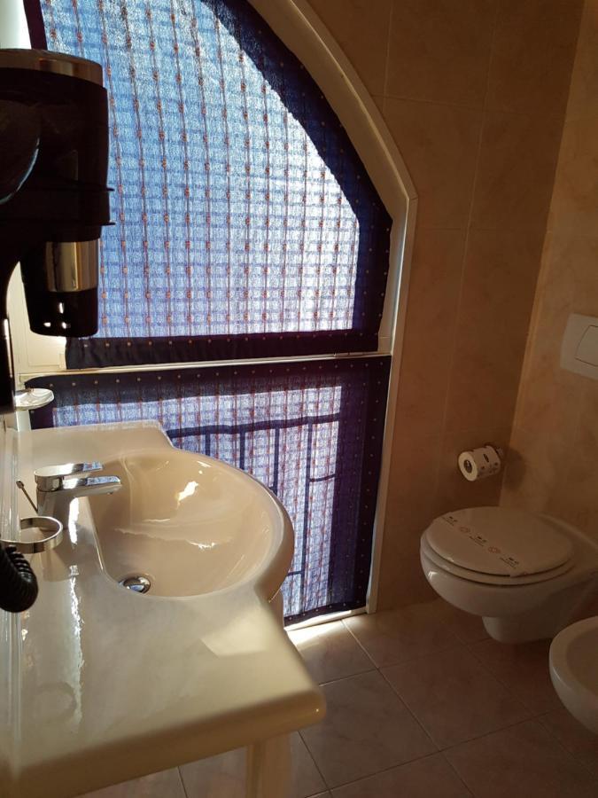 Hotel Le Cardinal Bastiglia المظهر الخارجي الصورة