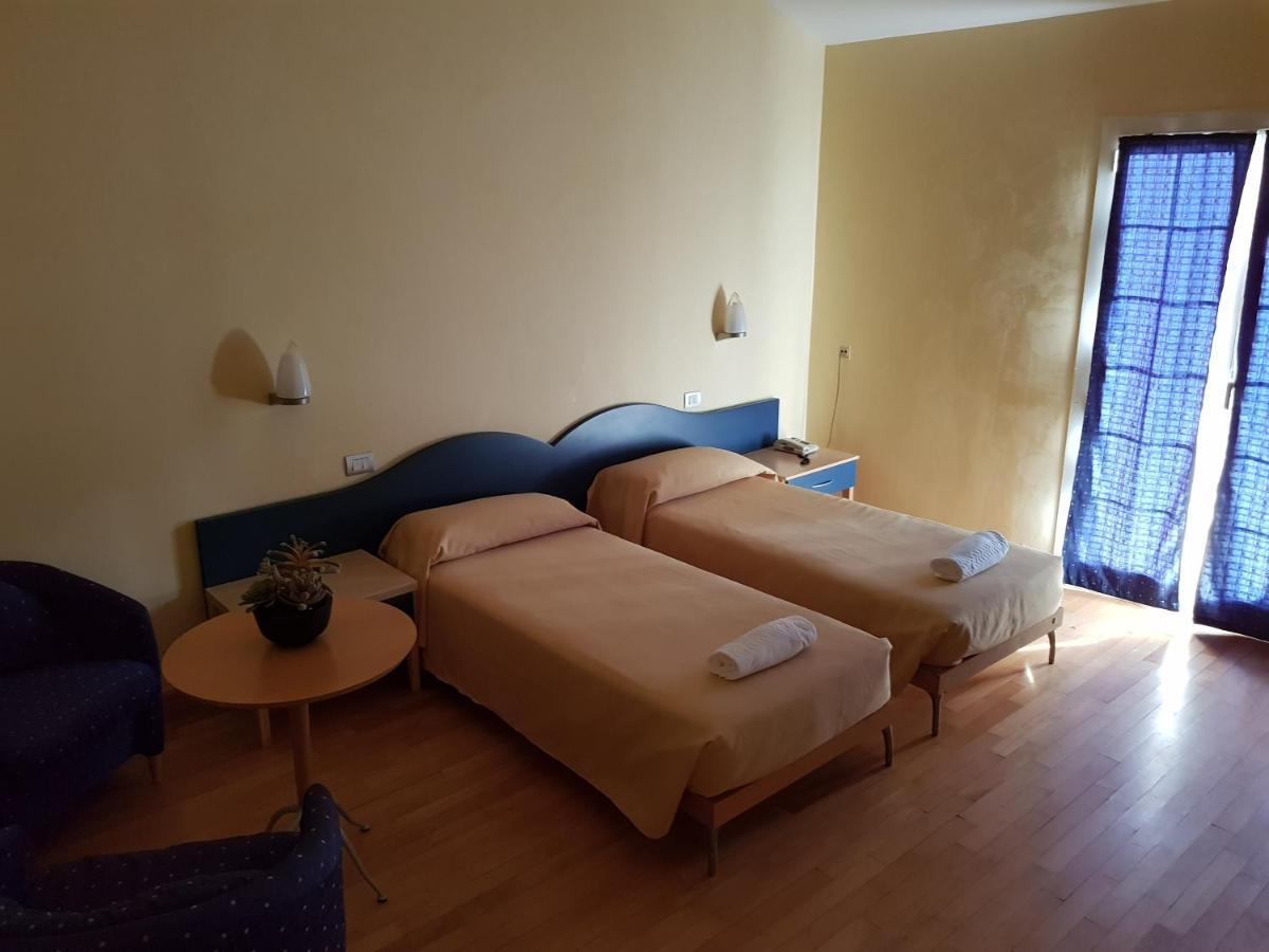 Hotel Le Cardinal Bastiglia المظهر الخارجي الصورة